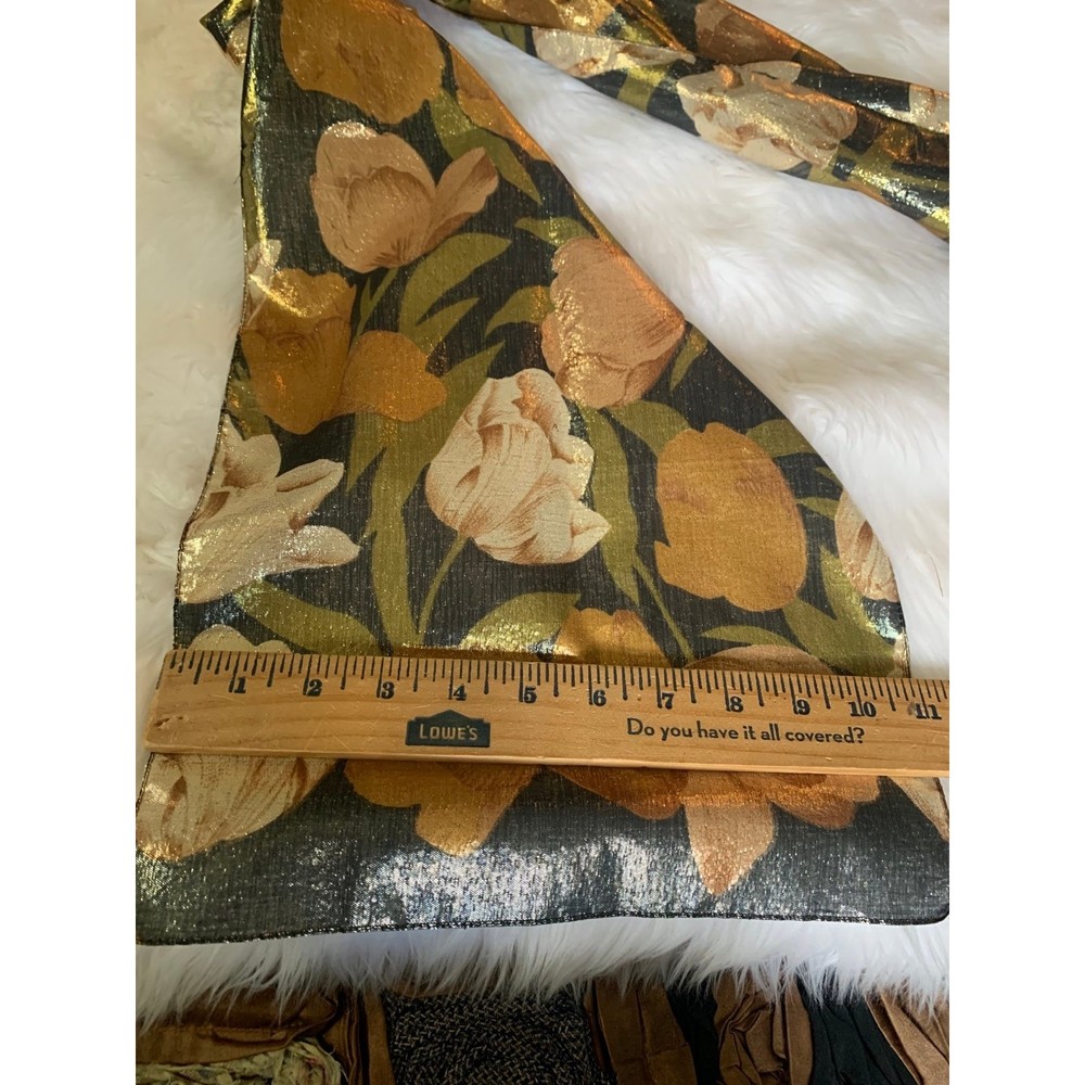Signature Studio scarf - Picture 6 of 7